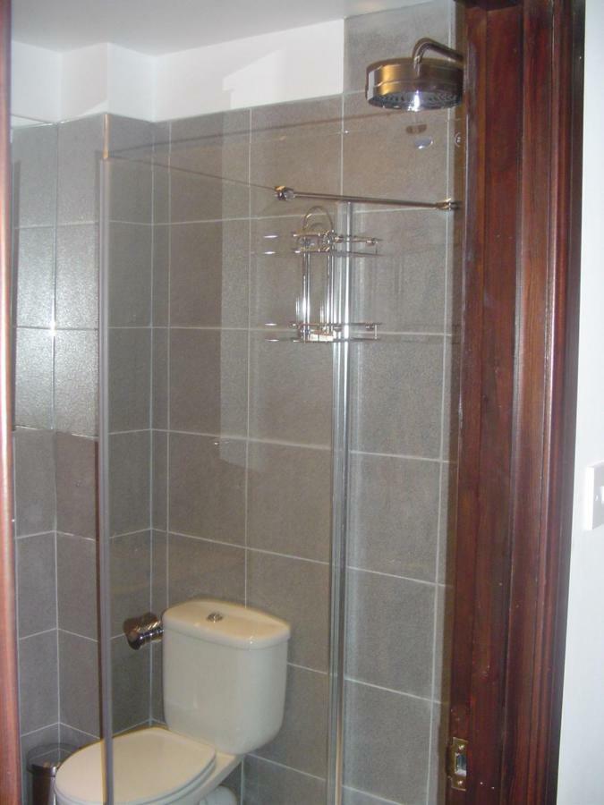 Aaron Glen Apartments Единбург Екстериор снимка